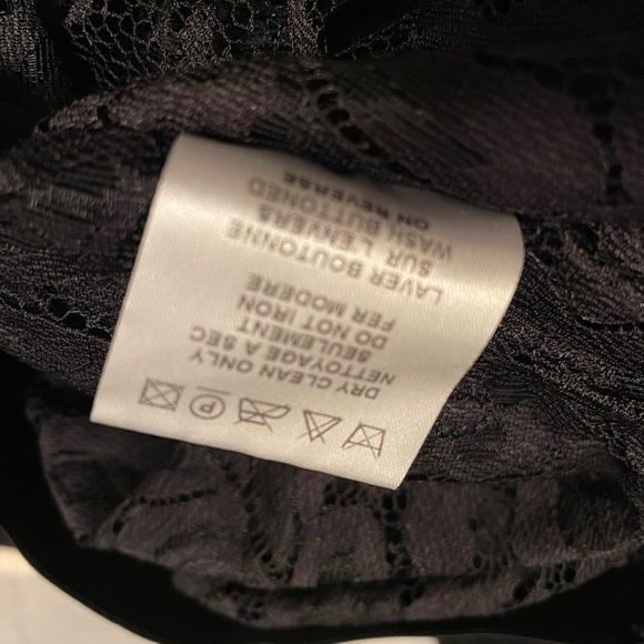 Gorgeous Self-Portrait double layered skirt - Picture 10 of 15